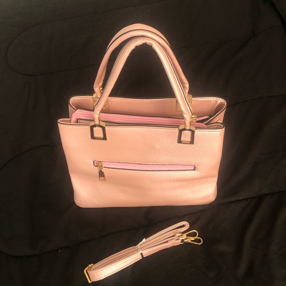 Aimily baby pink color Handbag with removable straps. - Picture 4 of 8
